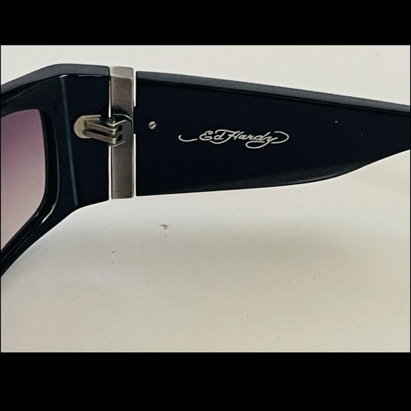Ed Hardy Black and Red Sunglasses with Floral Case - Picture 9 of 16